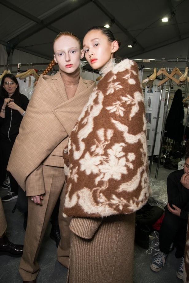 عرض أزياء Jil Sander  لموسمي خريف وشتاء 2018!