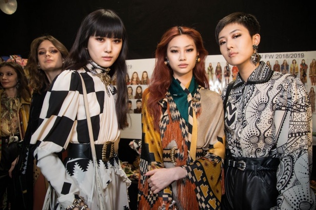 عرض ازياء ايترو لخريف وشتاء 2018