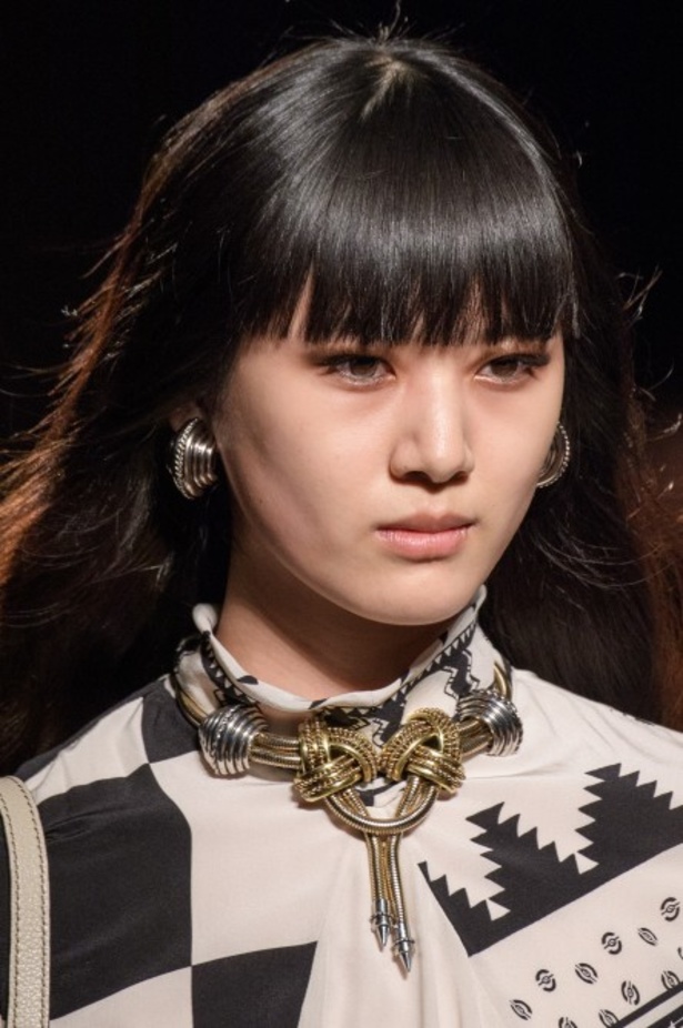 عرض ازياء ايترو لخريف وشتاء 2018