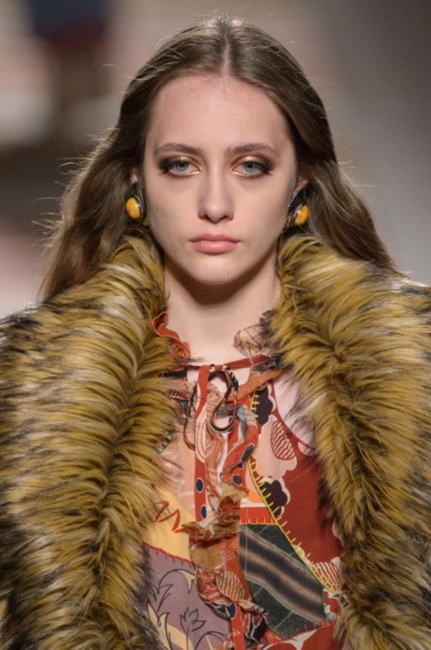 عرض ازياء ايترو لخريف وشتاء 2018