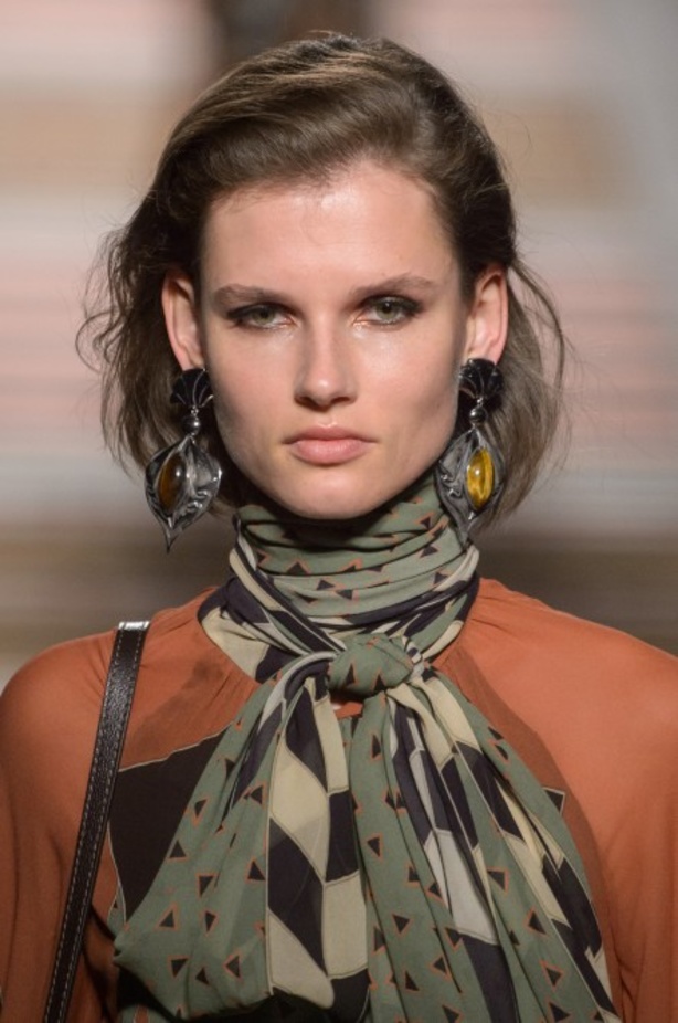 عرض ازياء ايترو لخريف وشتاء 2018