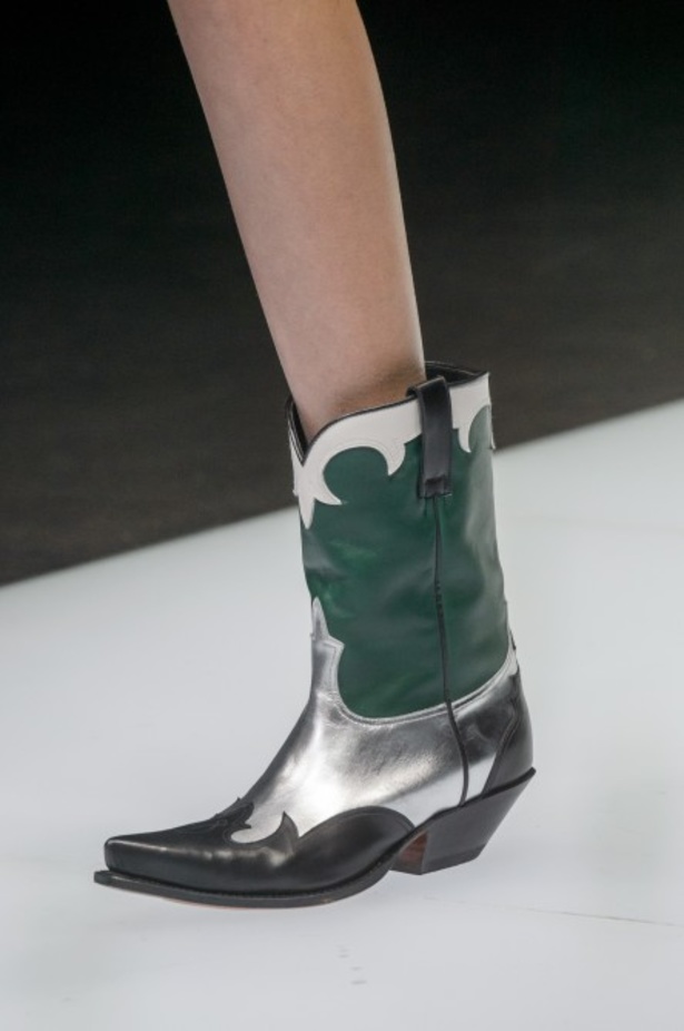 عرض ازياء أمبوريو أرماني لخريف وشتاء 2018