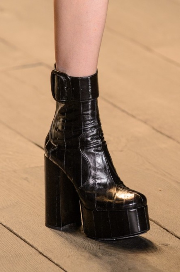 مجموعة Saint Laurent لخريف وشتاء ٢٠١٨ !