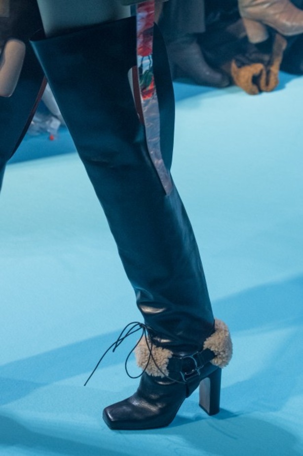 عرض أزياء Off White لخريف وشتاء ٢٠١٨ !