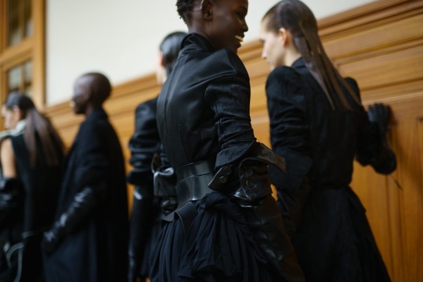 مجموعة Ann Demeulemeester لخريف وشتاء ٢٠١٨ !