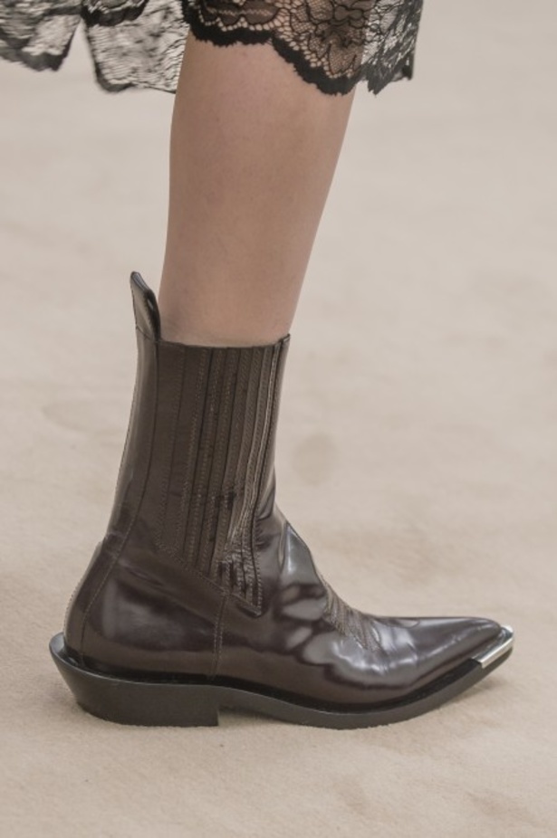 عرض ازياء باكو رابان لخريف وشتاء 2018