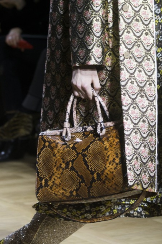 عرض ازياء روشاس لخريف وشتاء 2018