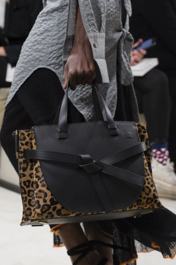 عرض ازياء لويفي لخريف وشتاء 2018