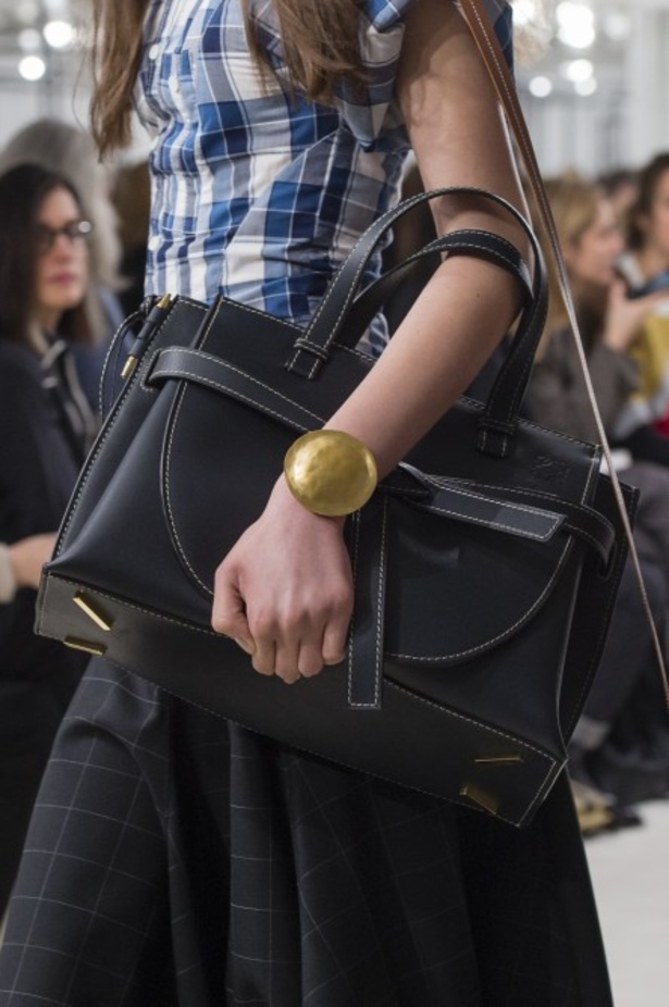 عرض ازياء لويفي لخريف وشتاء 2018