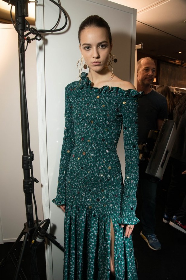 عرض ازياء ألتوزارا لخريف وشتاء 2018