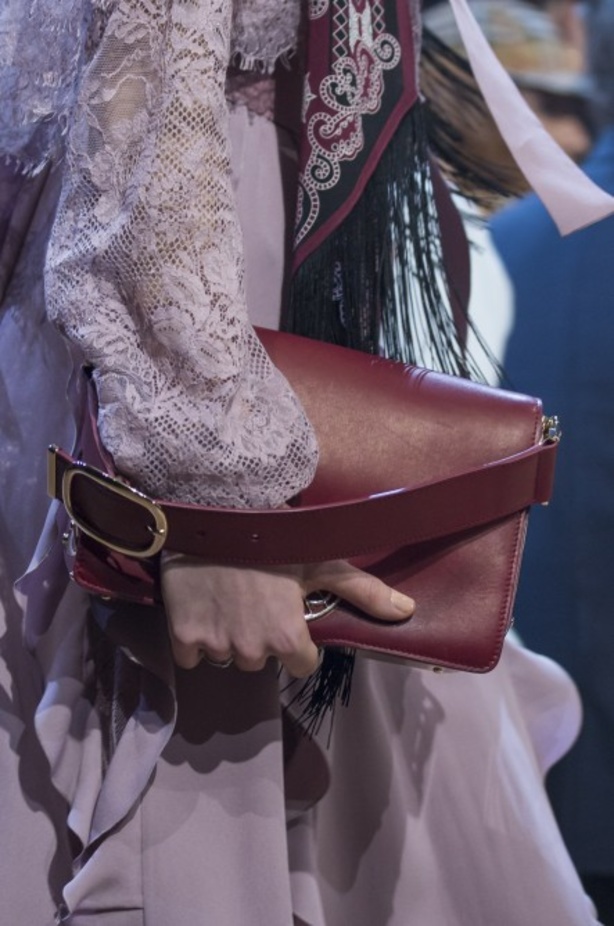 مجموعة ايلي صعب لخريف و شتاء 2018