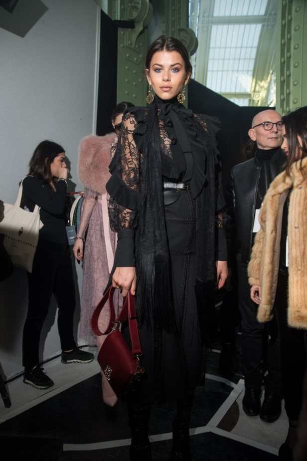 مجموعة ايلي صعب لخريف و شتاء 2018