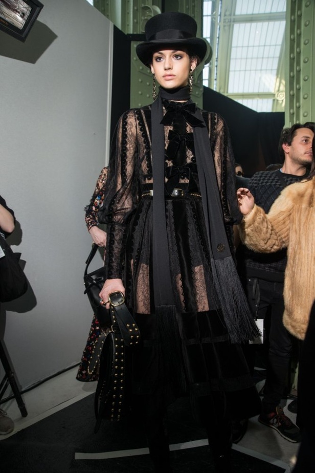 مجموعة ايلي صعب لخريف و شتاء 2018