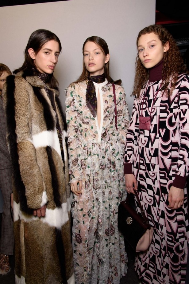 عرض ازياء جيامباتيستا فالي لموسم خريف وشتاء 2018