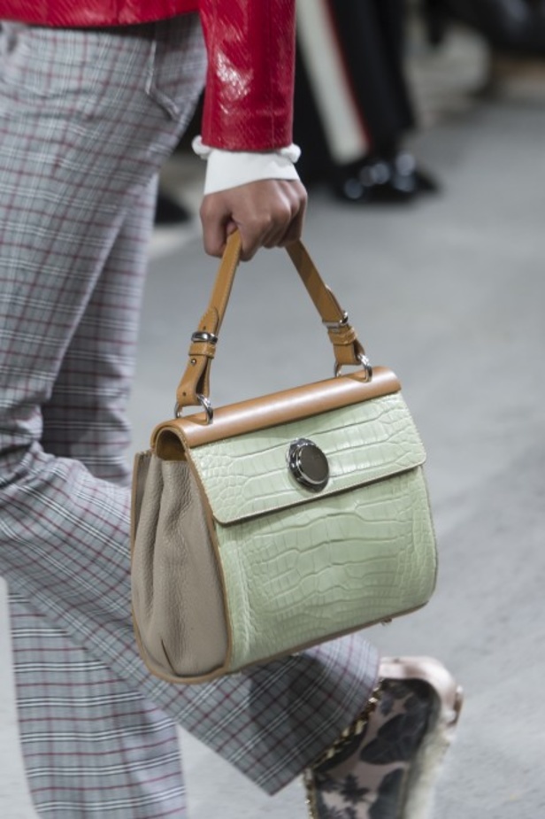 عرض ازياء جيامباتيستا فالي لموسم خريف وشتاء 2018