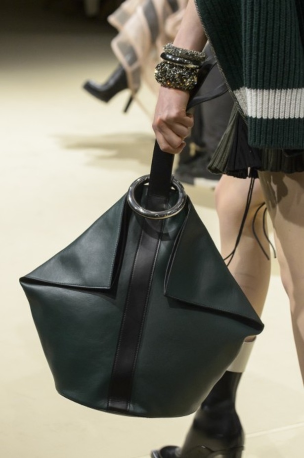 مجموعة Alexander McQueen لخريف و شتاء 2018