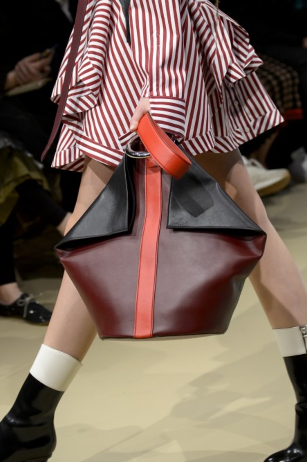 مجموعة Alexander McQueen لخريف و شتاء 2018