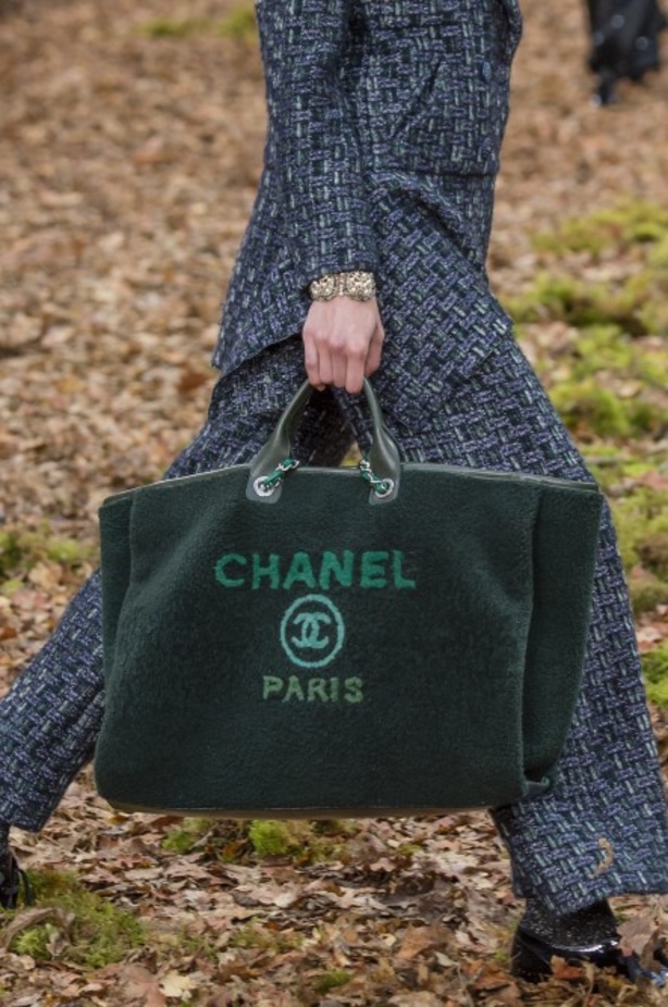 مجموعة شانيل لخريف 2018 تنقلنا الى أحضان الطبيعة الخلابة