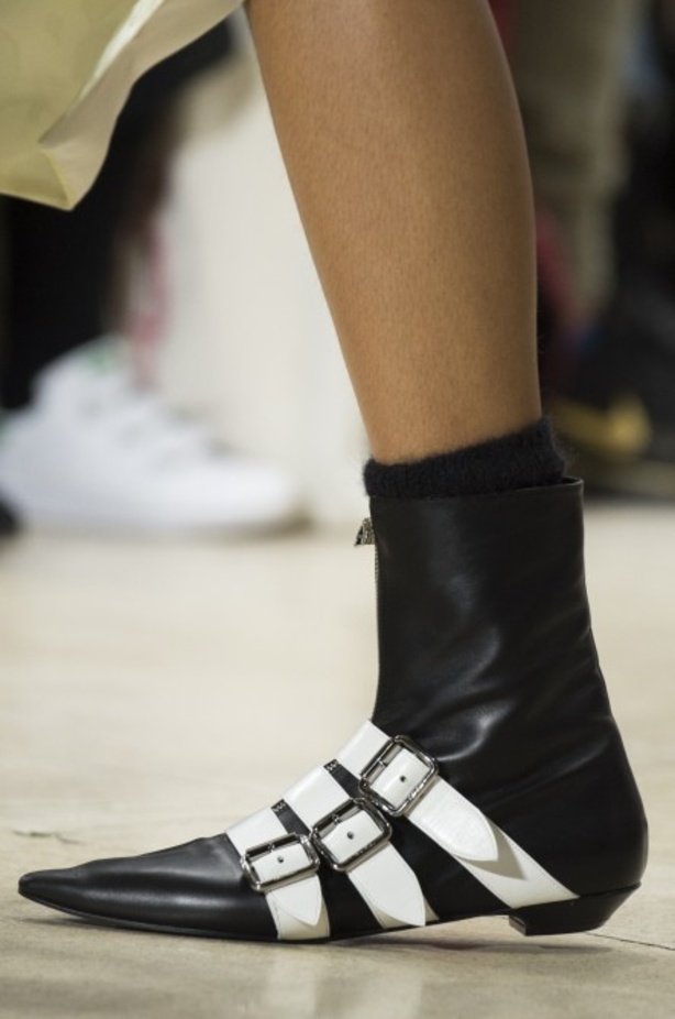 عرض أزياء Miu Miu لخريف وشتاء ٢٠١٨ !