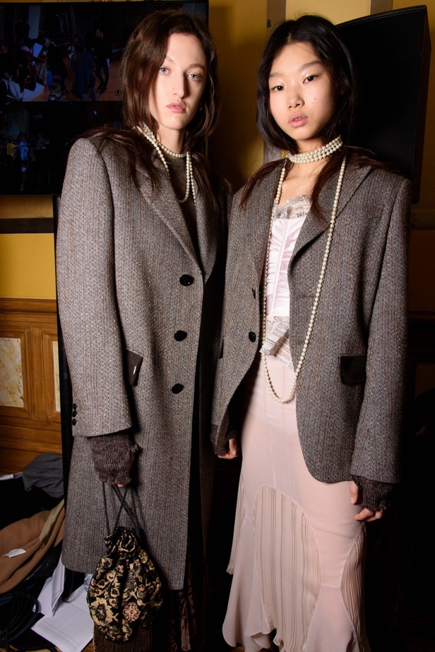 مجموعة “جون غاليانو” لموسم خريف وشتاء 2018-2019