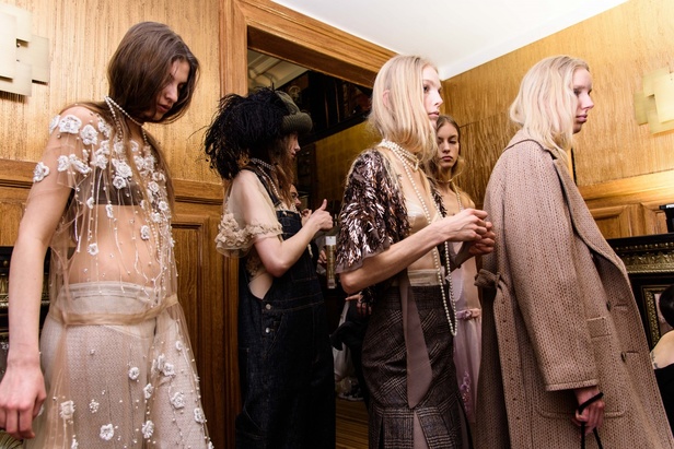 مجموعة “جون غاليانو” لموسم خريف وشتاء 2018-2019