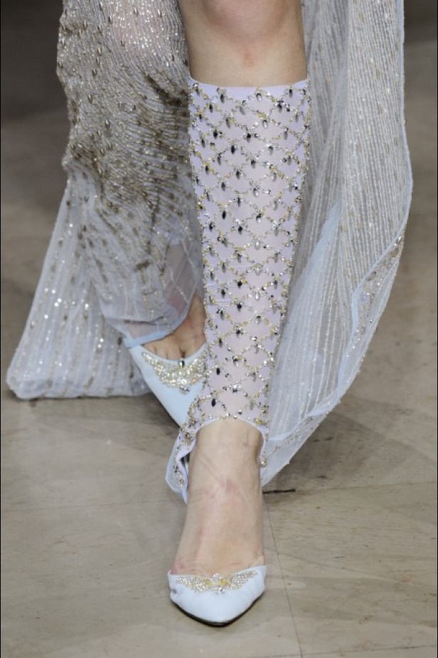 عرض ازياء جروج حقيبة لربيع وصيف 2018