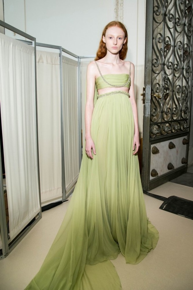 مجموعة Giambatista Valli من الألبسة الفاخرة لربيع وصيف 2018