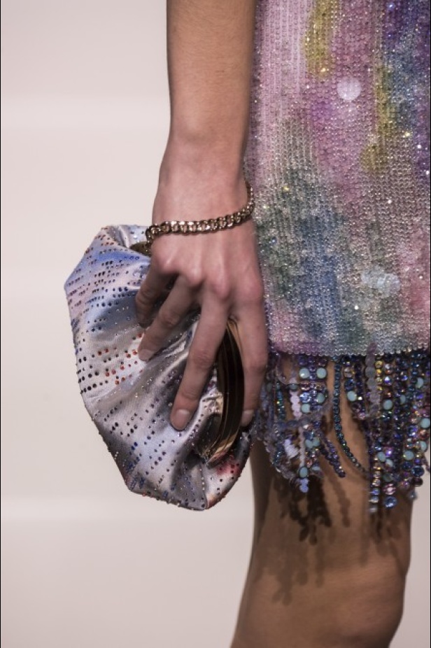 مجموعة Giorgio Armani للهوت كوتور لربيع وصيف 2018