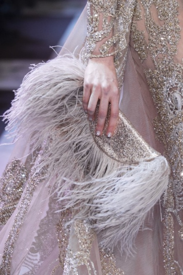 ايلي صعب يحتفل بالحياة في مجموعته لربيع وصيف 2018