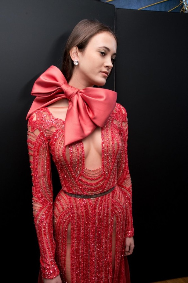 ايلي صعب يحتفل بالحياة في مجموعته لربيع وصيف 2018