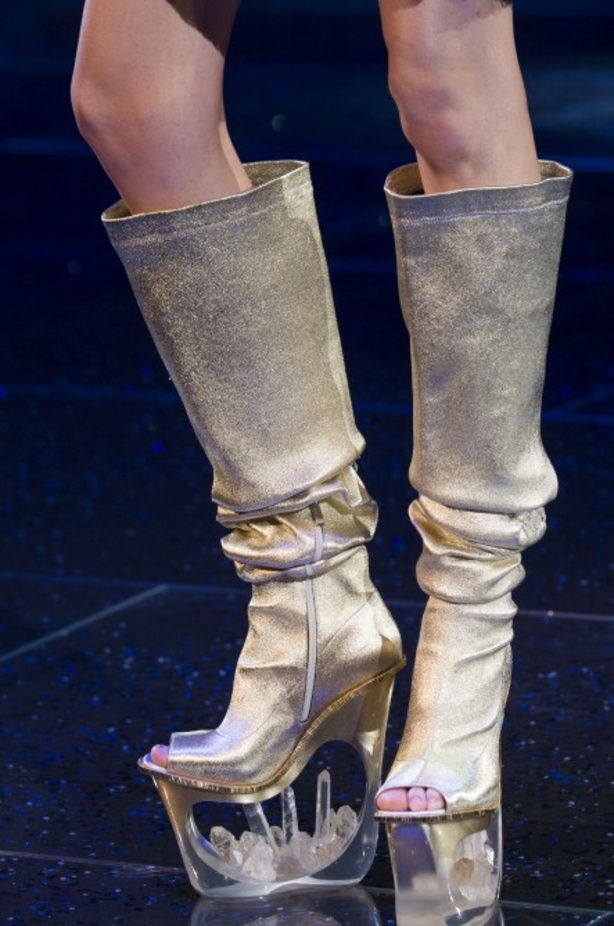 مجموعة Guo Pei للأزياء الفاخرة لربيع ٢٠١٨ !