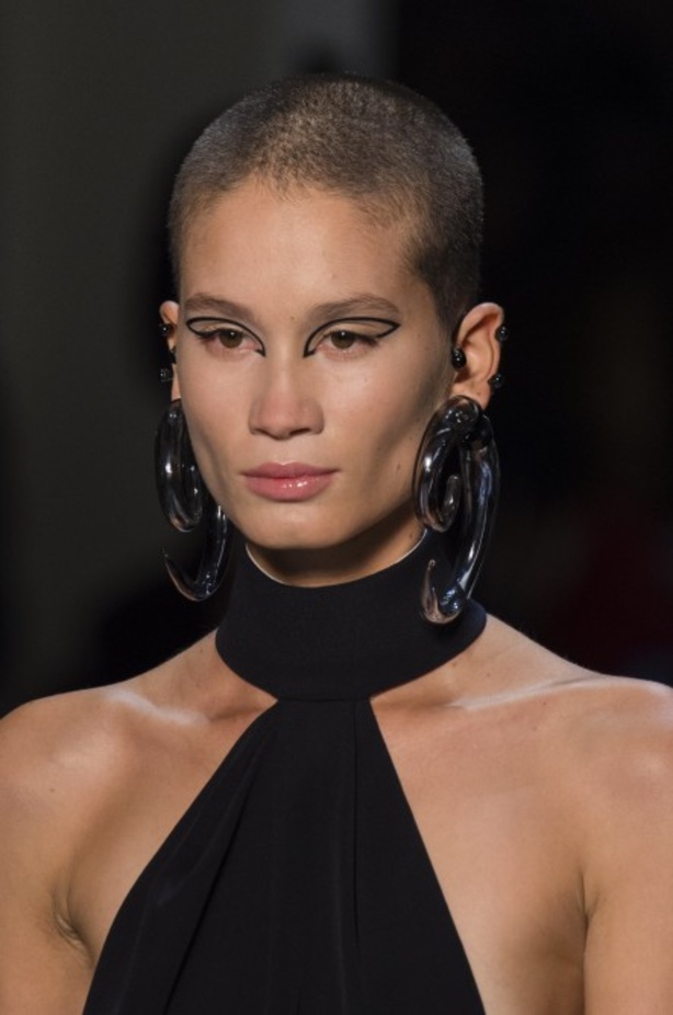 مجموعة جان بول غوتييه للهوت كوتور لربيع وصيف 2018