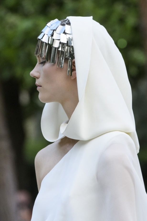 مجموعة جيفنشي للهوت كوتور لخريف وشتاء 2018-2019