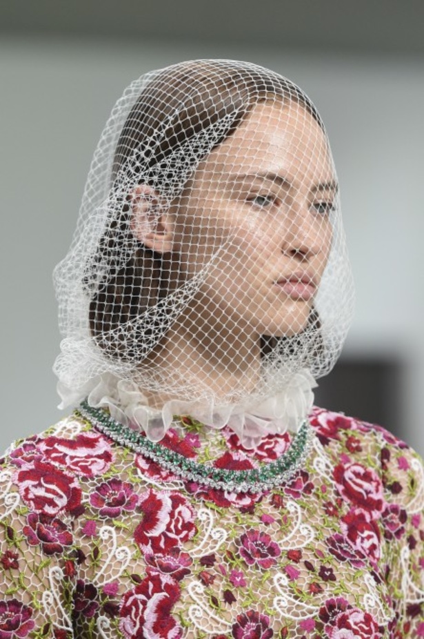 عرض أزياء Giambattista Valli لخريف 2018