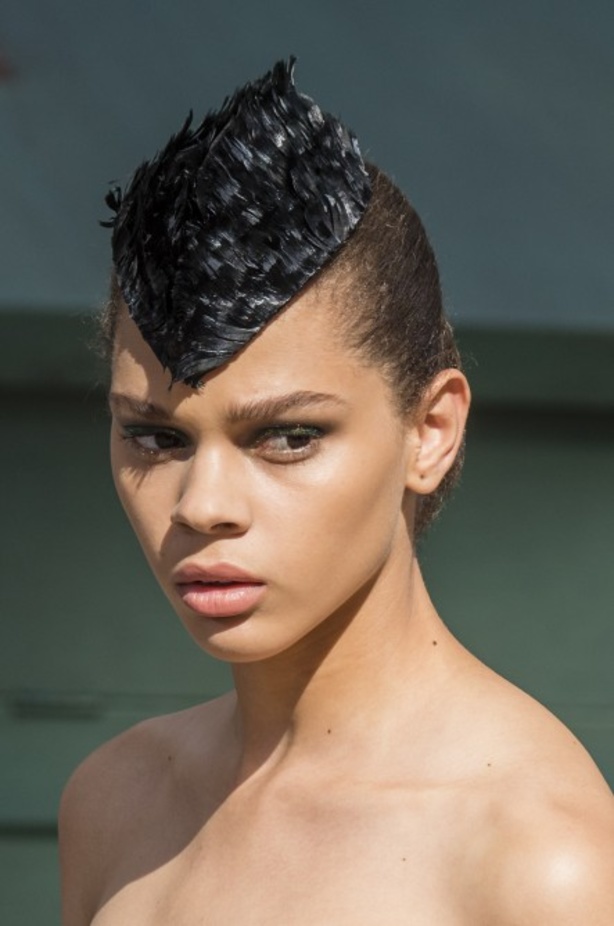 عرض Chanel لخريف وشتاء 2018 للهوت كوتور