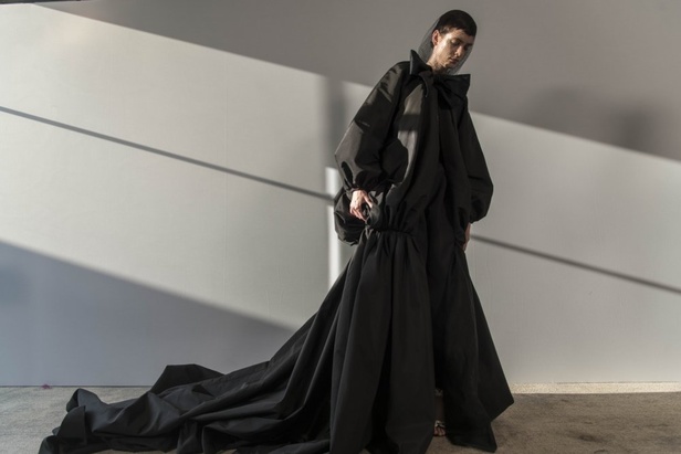 عرض أزياء Giambattista Valli لخريف 2018