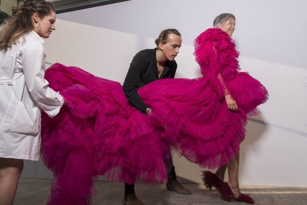 عرض أزياء Giambattista Valli لخريف 2018