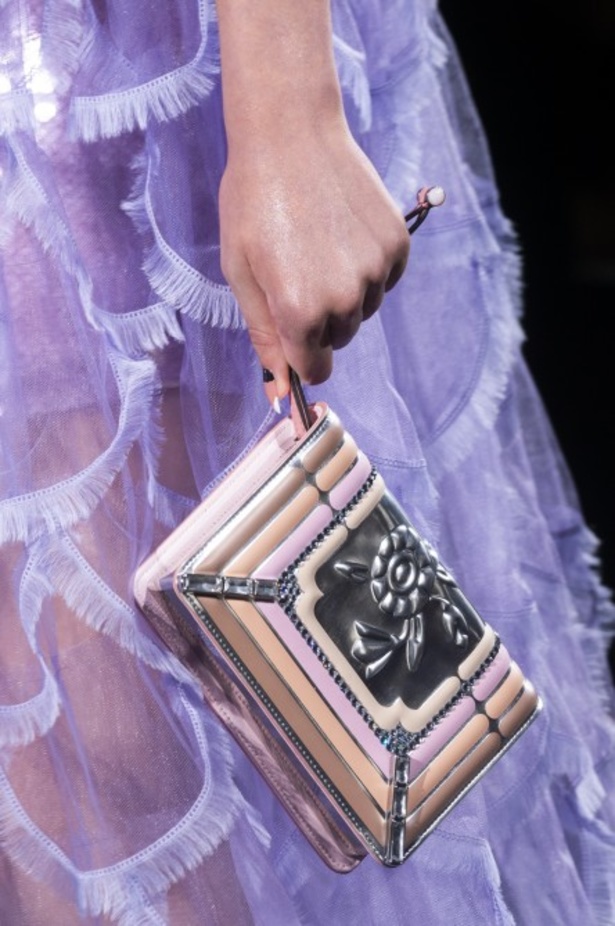 عرض أزياء Fendi لخريف 2018