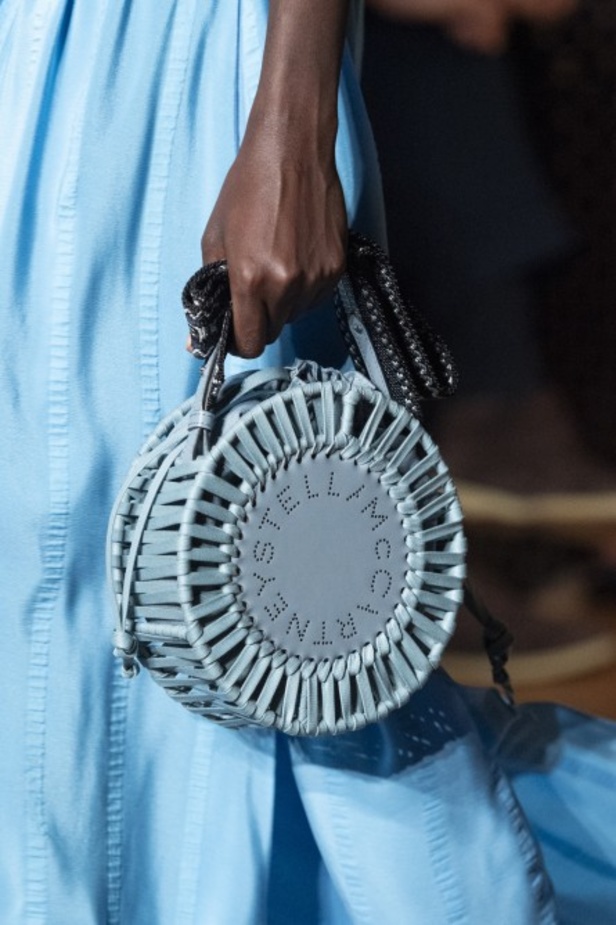 اسبوع الموضة في باريس 2019 مجموعة ستيلا مكارتني لربيع وصيف 2020