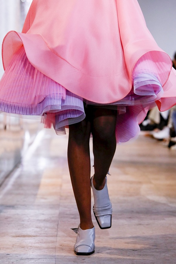 اسبوع الموضة في باريس 2019  مجموعة NINA RICCI الفاخرة  لربيع وصيف 2020