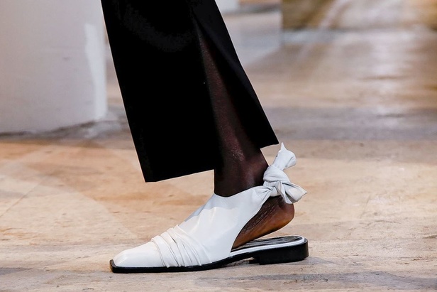 اسبوع الموضة في باريس 2019  مجموعة NINA RICCI الفاخرة  لربيع وصيف 2020