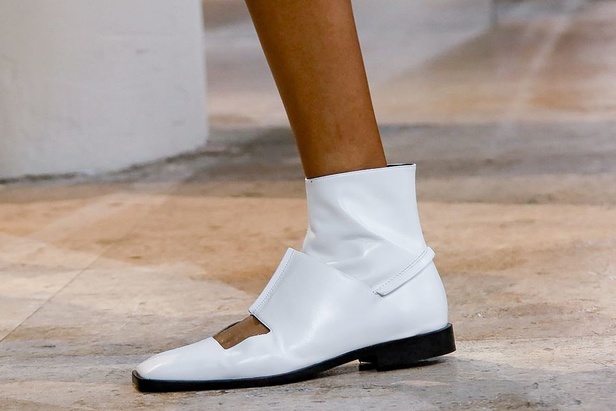 اسبوع الموضة في باريس 2019  مجموعة NINA RICCI الفاخرة  لربيع وصيف 2020