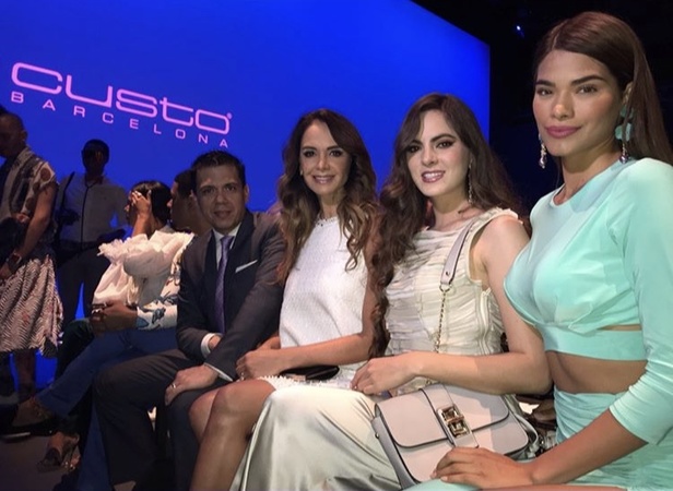 مجموعة Custo Barcelona SS20 تستحدث موضة وحدة الألوان 