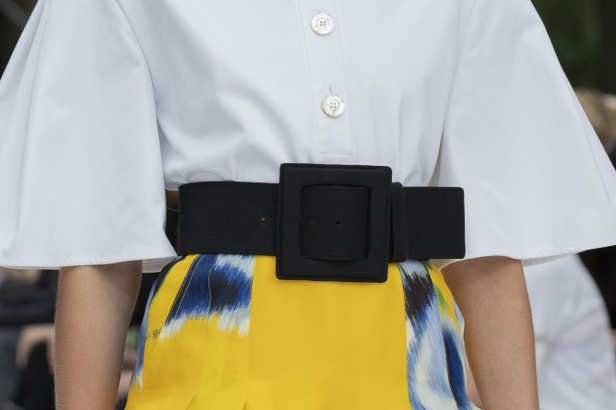 عرض أزياء كارولينا هيريرا لموسم ربيع وصيف 2020