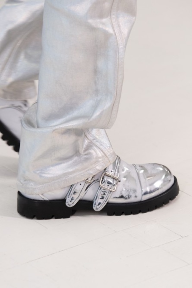 اسبوع الموضة في نيويورك 2019 مجموعة أزياء HELMUT LANG الجاهزة لربيع 2020  