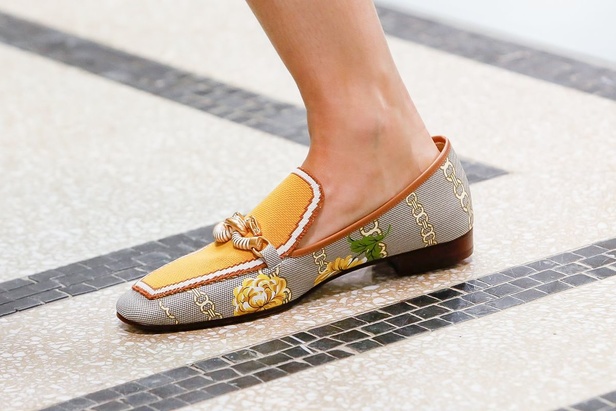 مجموعة توري بورتش لموسم ربيع وصيف 2020