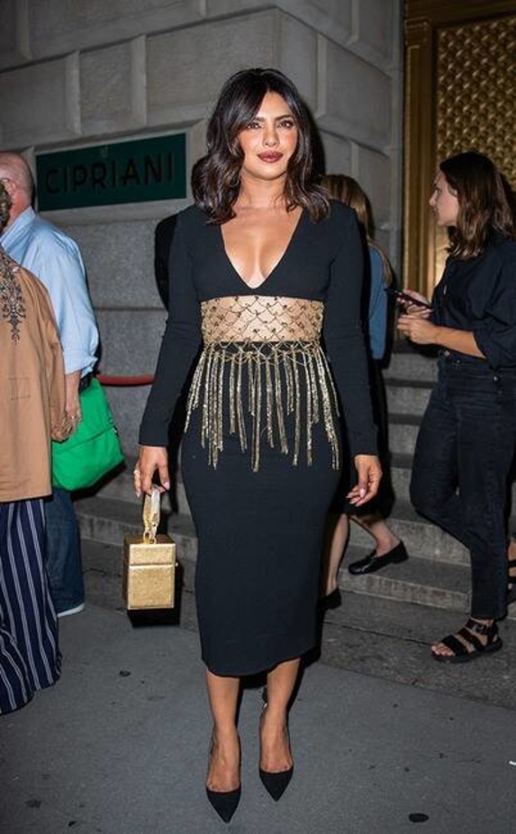 اسبوع الموضة في نيويورك 2019 عرض أزياء oscar de la renta  ربيع وصيف 2020