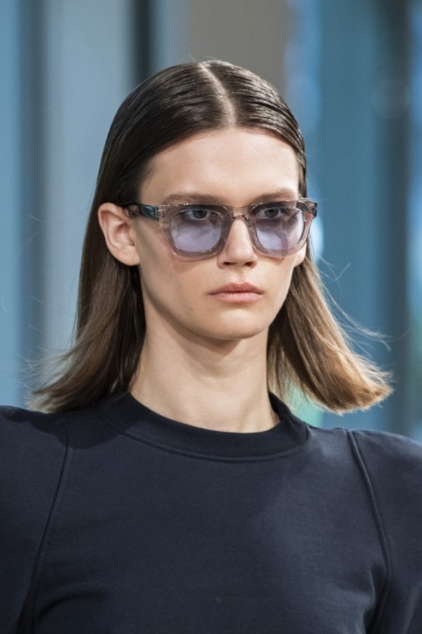 عرض أزياء تيبي لربيع وصيف 2020