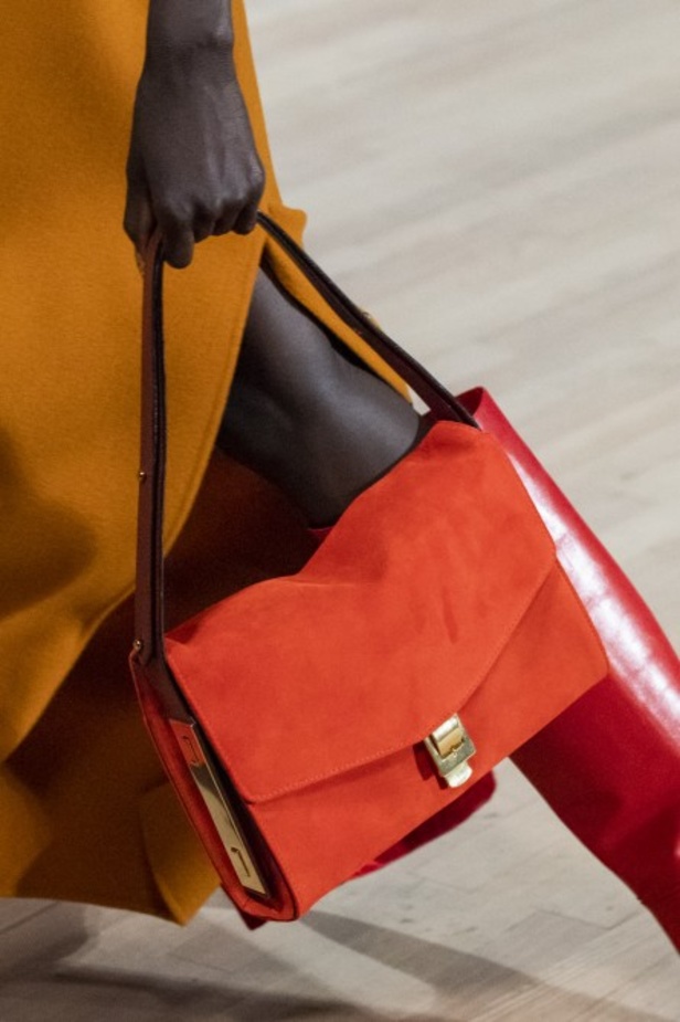 اسبوع الموضة في نيويورك 2019 عرض مجموعة  marc jacobs ربيع وصيف 2020