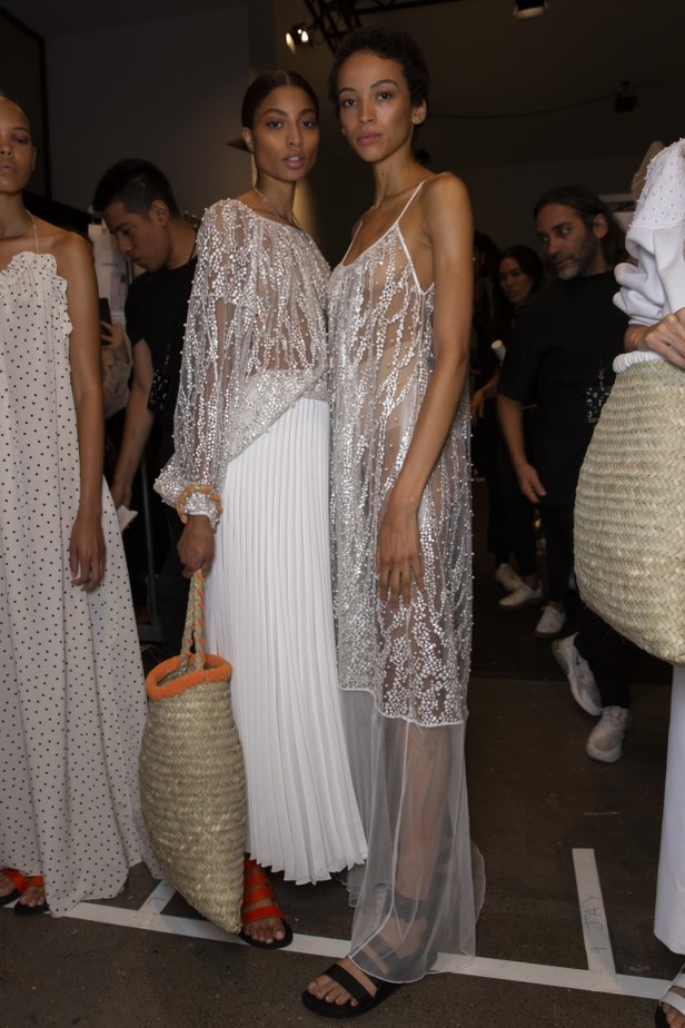 عرض أزياء نون باي نور لموسم ربيع وصيف 2020